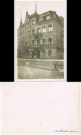 Ansichtskarte  Hausfassade Und Straße 1928  - Da Identificare