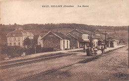 GILLEY (Doubs) - La Gare - Voie Ferrée - Ecrit (2 Scans) - Otros & Sin Clasificación