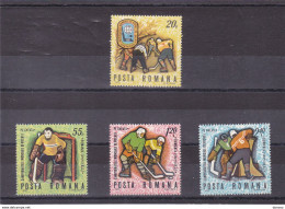 ROUMANIE 1970 HOCKEY SUR GLACE Yvert 2513-2516, Michel 2820-2823 NEUF** MNH Cote Yv 3 Euros - Unused Stamps