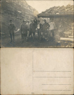 Foto  Wanderer Wandern An Berghütte 1913 Privatfoto - Ohne Zuordnung