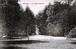 *CPA -70 - VESOUL - Le Jardin Anglais - Vesoul