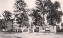 Montfermeil -  Stade Municipal -   CPSM °J - Montfermeil