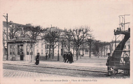 Montreuil  -  Place De L'Hotel De Ville - Station - Tramway -  CPA °J - Montreuil