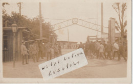 VOERDE - Le Camp De Prisonniers De Friedrichsfeld En 1917  ( Carte Photo 2/2 ) - Voerde