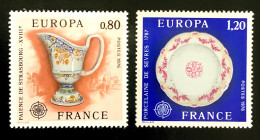 1976 FRANCE N 1877 / 1878 EUROPA PORCELAINE DE SEVRES - FAIENCE DE STRASBOURG - NEUF** - Nuovi