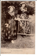 Jeunes Filles Du Pouldu - Cartes Postales Ancienne - Costumes