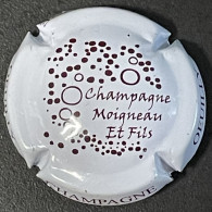 343 - 2 - Moigneau Et Fils, Blanc Et Marron, Oeuilly (côte 2 €) Capsule De Champagne - Sonstige & Ohne Zuordnung