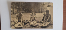 Femmes Préparant Un Repas - Belgian Congo