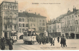 88 EPINAL AI#DC704 LA PLACE DES VOSGES ET LES ARCADES LE TRAMWAY ET LES MAGASINS - Epinal