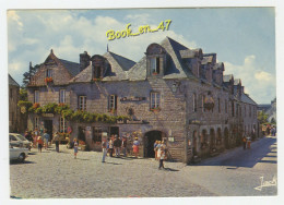 {91921} 29 Finistère Locronan , La Place De L' église ; Animée - Locronan