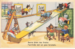 CHATS AI#DC970 CHATS QUI JOUENT SUR UN TOBOGGAN AVEC UNE LUGE - Chats