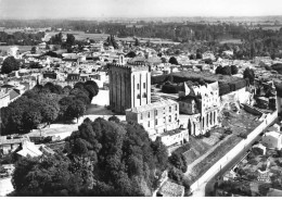 17 PONS AJ#MK357 LE DONJON DU 11 EME SIECLE L HOTEL DE VILLE ET VUE GENERALE NUM 3 - Pons