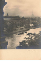 METIERS AL#AL00469 PHOTOGRAPHE ALBERT MONIER PHOTO DE PARIS CREPUSCULE SUR LA SEINE EN 1988 - Fotografía