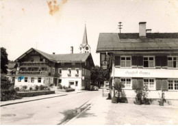 AUTRICHE AM#DC188 VUE SUR UNE AUBERGE ET L EGLISE AU FOND - Altri & Non Classificati