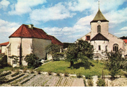 52 COLOMBEY LES DEUX EGLISES AJ#MK436 VUE SUR UNE EGLISE - Colombey Les Deux Eglises