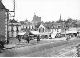 37 MONTBAZON AM#DC662 LE MARCHE SUR LA PLACE ANDRE DELAUNAY LA MAIRIE - Montbazon