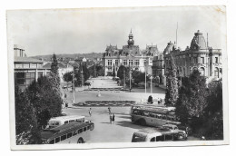 VICHY - L'Esplanade De L'Hôtel De Ville - Edit. La Cicogne - N° 480 - Animé - Circulé En 1949 - - Vichy