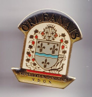 Pin's Orléanais Appellation D'Origine Vins Alcool VDQS Dpt 45 Réf 7472JL - Städte