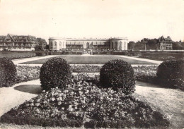 14 - Deauville - Le Casino Et Les Jardins - Deauville