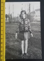 #16  Enfant Child - Girl Fille - Anonymous Persons