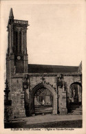 N°1846 W -cpa Saint Jean Du Doigt -l'église Et L'Arc De Triomphe- - Saint-Jean-du-Doigt