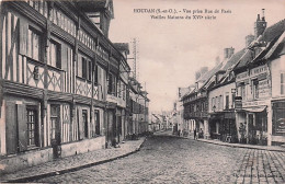 78 - 78 , HOUDAN , Vue Prise Rue De Paris , Vieilles Maisons Du XVIè Siècle - Houdan