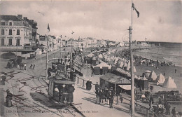 85 - LES SABLES D'OLONNE - Coté Ouest De La Plage A L'heure Des Bains - Sables D'Olonne