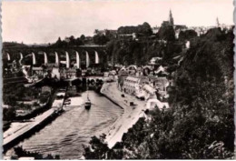 DINAN. -  Vue Générale.     -   Non Circulée. Photographie Véritable. - Dinan