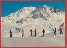 AE661 73 SAVOIE VAL THORENS VALLEE DE BELLEVILLE EN 1975 SKIEURS MARCHEURS - Val Thorens