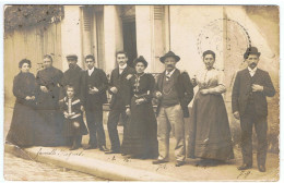 Carte-photo / Famille Viegnes / Boulevard Voltaire / 1905 - Arrondissement: 11