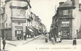 Avranches (50) - La Rue De La Constitution - Avranches