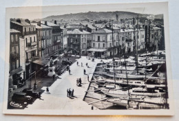 Carte Postale SAINT-TROPEZ : Le Quai - Saint-Tropez