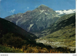 73 VAL CENIS LANSLEBOURG N°1514 La Station Dans Son Nid Et La Dent Parrachée VOIR DOS Et Flamme En 1974 - Val Cenis