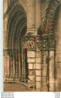 17.  SAINTES .  Abbaye Des Dunes . Détails De La Façade De La Chapelle . - Saintes