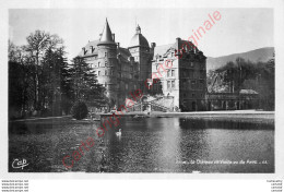 38. Le Château De VIZILLE Vu Du Parc . - Vizille