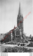 14.  CAEN . Eglise St-Pierre Et Les Remparts Du Château . - Caen