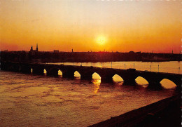 BORDEAUX Le Pont De Pierre Au Crépuscule  4 (scan Recto Verso)MG2807 - Bordeaux