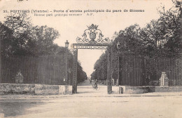 POITIERS  Porte D'entrée Du Parc De BLOSSAC  13 (scan Recto Verso)MG2828UND - Poitiers