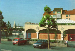 *CPM - 94 - MAISON ALFORT - Le Marché Du Centre - Maisons Alfort