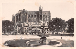 METZ   Place  De La Comédie Et La Cathédrale  19 (scan Recto Verso)MG2847 - Metz