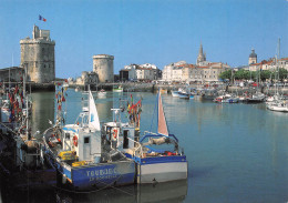 LA ROCHELLE Le Vieux Port. Vue Harmonieuse Sur Le Plan D'eau    6 (scan Recto Verso)MG2850 - La Rochelle