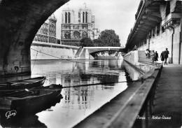 NOTRE DAME DE PARIS  Viollet-le-Duc Flèche Cathédrale église Christ Religion - Notre Dame Von Paris