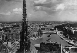 NOTRE DAME DE PARIS  Viollet-le-Duc Flèche église Cathédrale  - Notre Dame De Paris