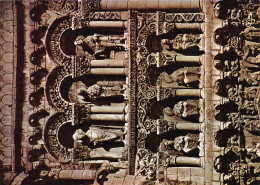 POITIERS  L'art Roman à Poitiers Détail Des Arcatures De La Façade De L'église Notre Dame   7   (scan Recto Verso)MG2857 - Poitiers