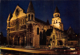 POITIERS  Notre Dame La Grande Vue De Nuit   25   (scan Recto Verso)MG2857 - Poitiers