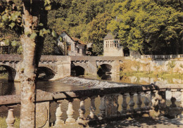 BRANTOME  Les Rives De La Dronne, Le Pavillon Renaissance   5 (scan Recto Verso)MG2859 - Brantome