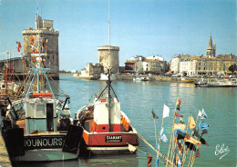 LA ROCHELLE Le Port Avec Les Tours De La Chaine, Tour De St Nicolas, Tour De La Lanterne 27  (scan Recto Verso)MG2864TER - La Rochelle