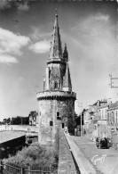 LA ROCHELLE La Tour Des Quatre Sergents De La Rochelle    46  (scan Recto Verso)MG2864TER  - La Rochelle