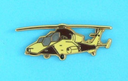 1 PIN'S //   ** HÉLICOPTÈRE DE COMBAT / EC 665 TIGRE / HAP STANDARD ** . (Boussemart) - Militares