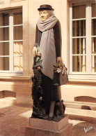 AUXERRE Place De La Mairie : La Statue De Marie Noël, Poétesse Et Conteuse Auxerroise  26 (scan Recto Verso)MG2882 - Auxerre